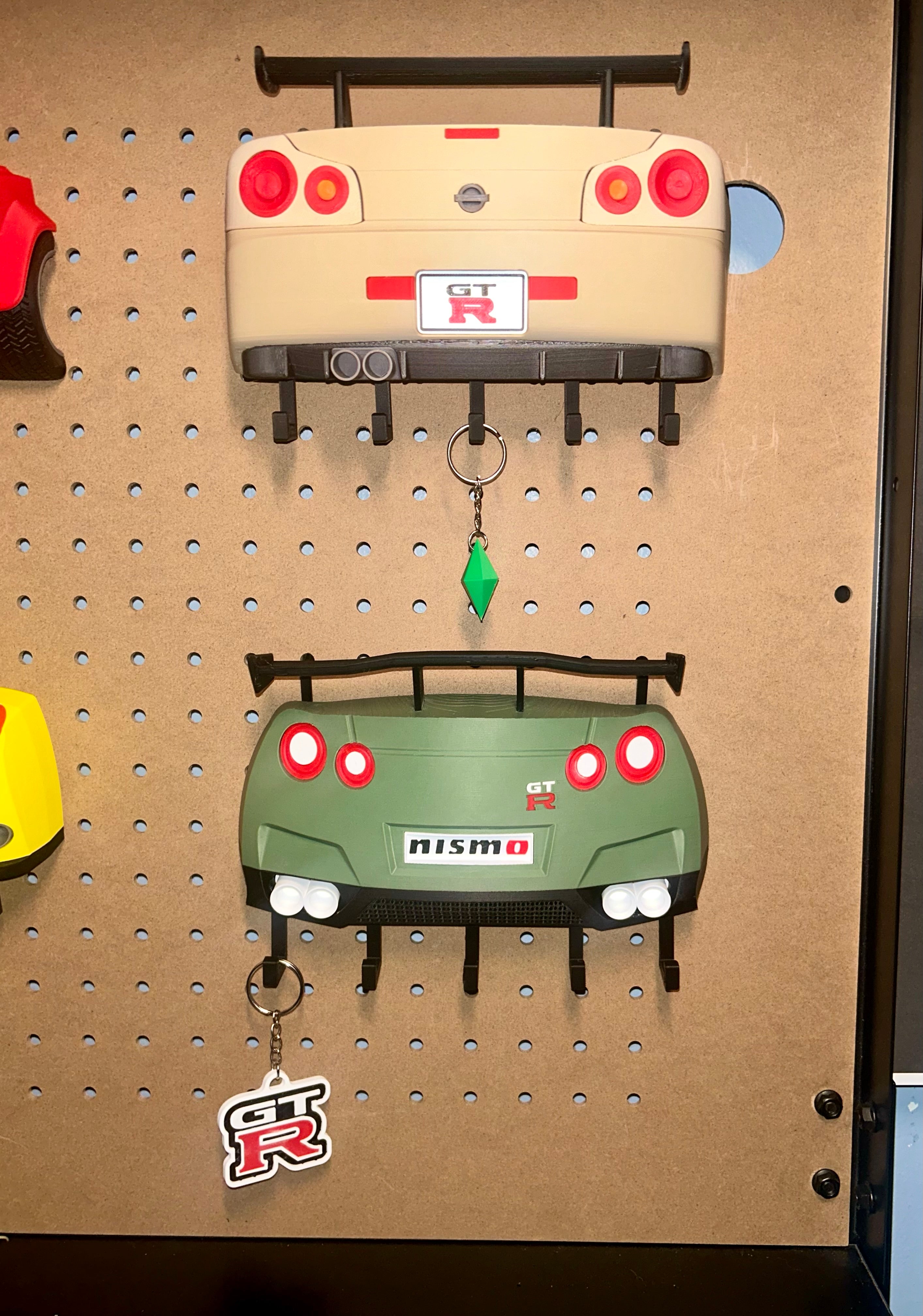Office Garage Home Wall Key Hanger Compatible With Nissan GT-R R35